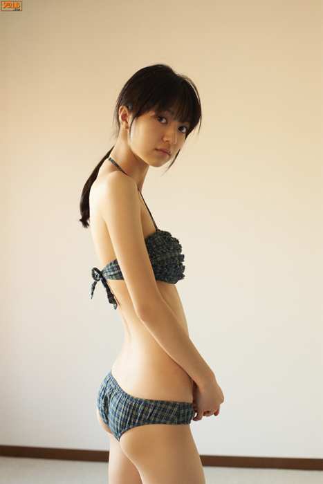 Bomb.TV写真ID0317 2011.02 含视频Aizawa Rina 逢沢りな