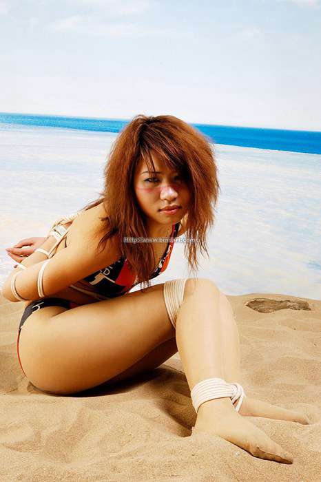 沙滩上被捆缚的泳装肉丝性感美女[丽柜Bindart美束]2007-01-10 Mondy