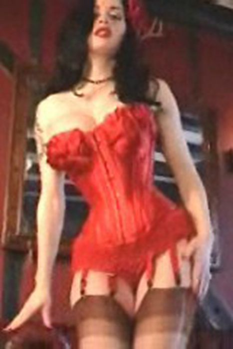 [欧美性感丝袜视频]ID0107 Morigan-Red-Corset