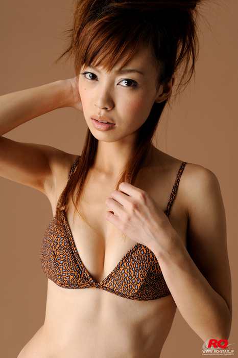 RQ-STAR写真NO.0082 Izumi Morita 森田泉美 Swim Suits – Brown性感褐色比基尼少妇