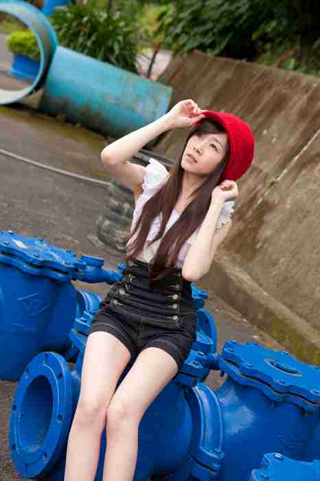 [唯美写真杂集]ID0263 台湾清纯美女RIko水博馆外拍写真 [107P-162MB]--性感提示：刺