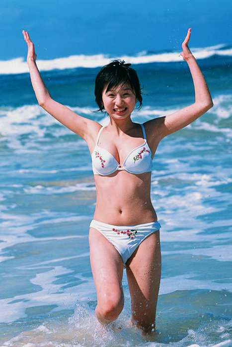 少妇比基尼戏水[YS-Web]Vol.048 Michiko Koga 古贺美智子